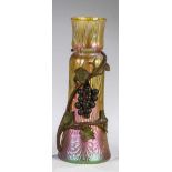 Vase mit MetallaplikationLoetz Wwe., Klostermühle, um 1900 Farbloses, im Model strahlenförmig