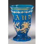 AndenkenfussbecherBöhmen, um 1860 Blaues Alabasterglas. Vielpassiger Fuß, geschälte Wandung mit