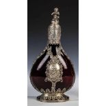 RubinglasflascheDeutsch, Ende 19. Jahrhundert Beutelförmig, in der Art der Pilgerflaschen.