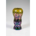 Seltene Vase "Cytisus"Loetz Wwe., Klostermühle, 1902 Farbloses Glas, innen mit gelbem Opal