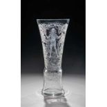 Vase "Herbst"Josef Drahonovsky, Prag, 1928 Farbloses Glas mit matt belassener, teils polierter