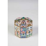 A silver-gilt and cloisonné-enamel box. Russia, Moscow, Nikolai Zverev, 1908-1917.Octagonal box with