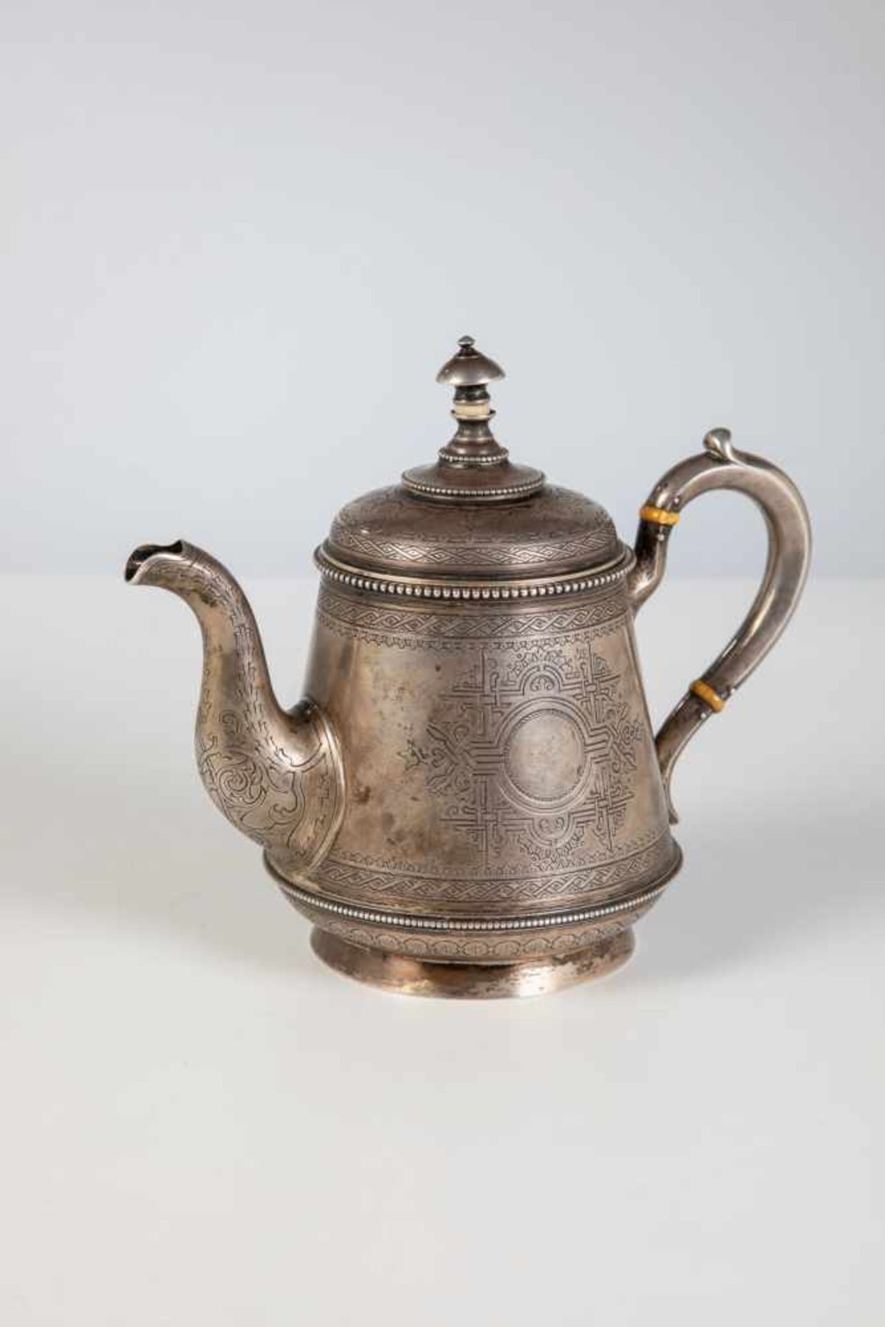 A silver teapot. Russia, Moscow, Antip Ivanovich Kuzmichev, 1889. Gilt interior. Body andlid with