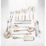 82 pieces of silver flatware. Warsaw, Emil Radke, 1896-1908. Including: 6 spoons, 6 smalleating