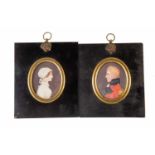 Konvolut zwei Miniaturen "A major and his wife"um 1810 Brustbild einer Dame im Profil mit weißem