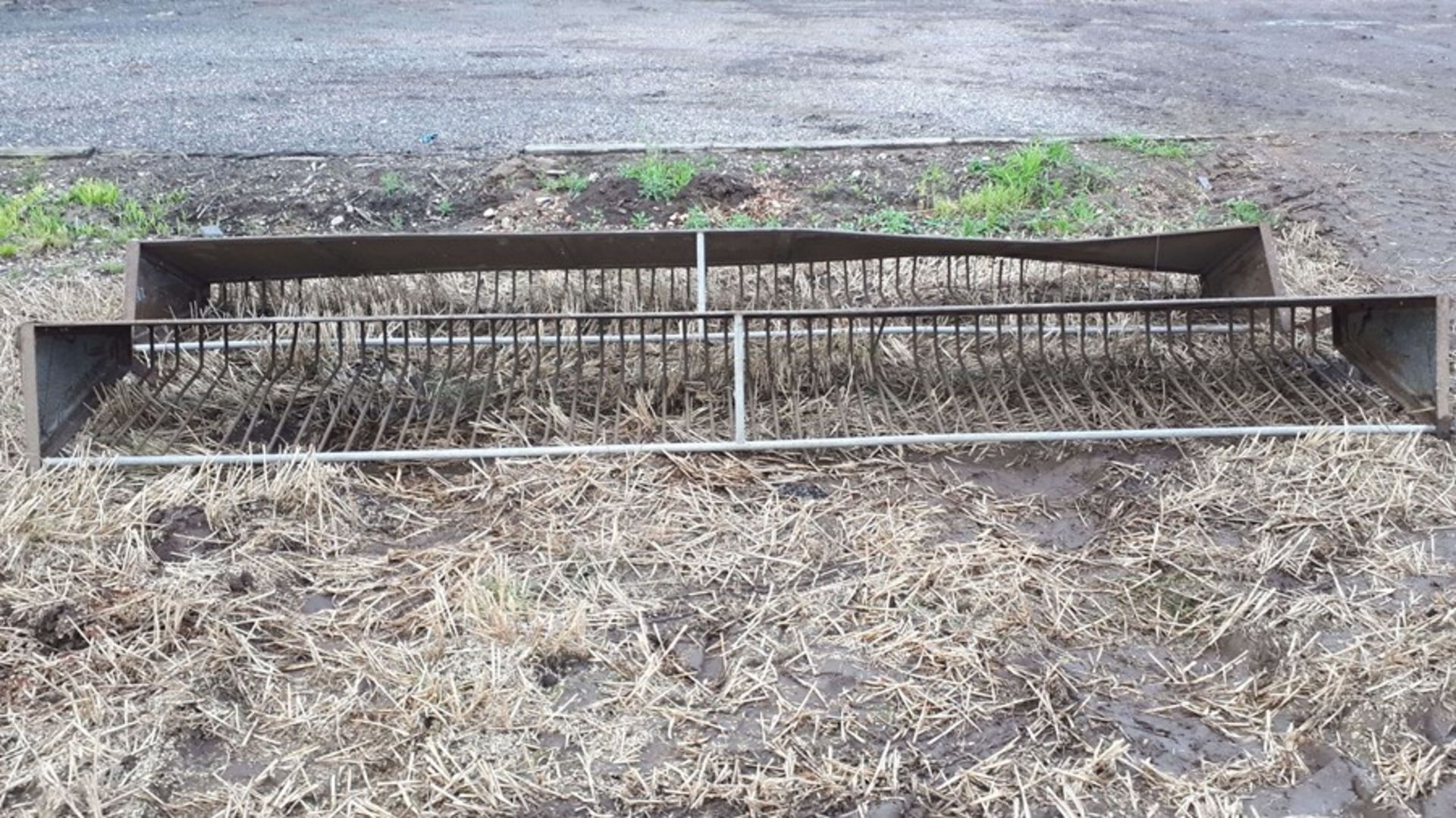 2 x 15ft Metal Shed Hay Rack