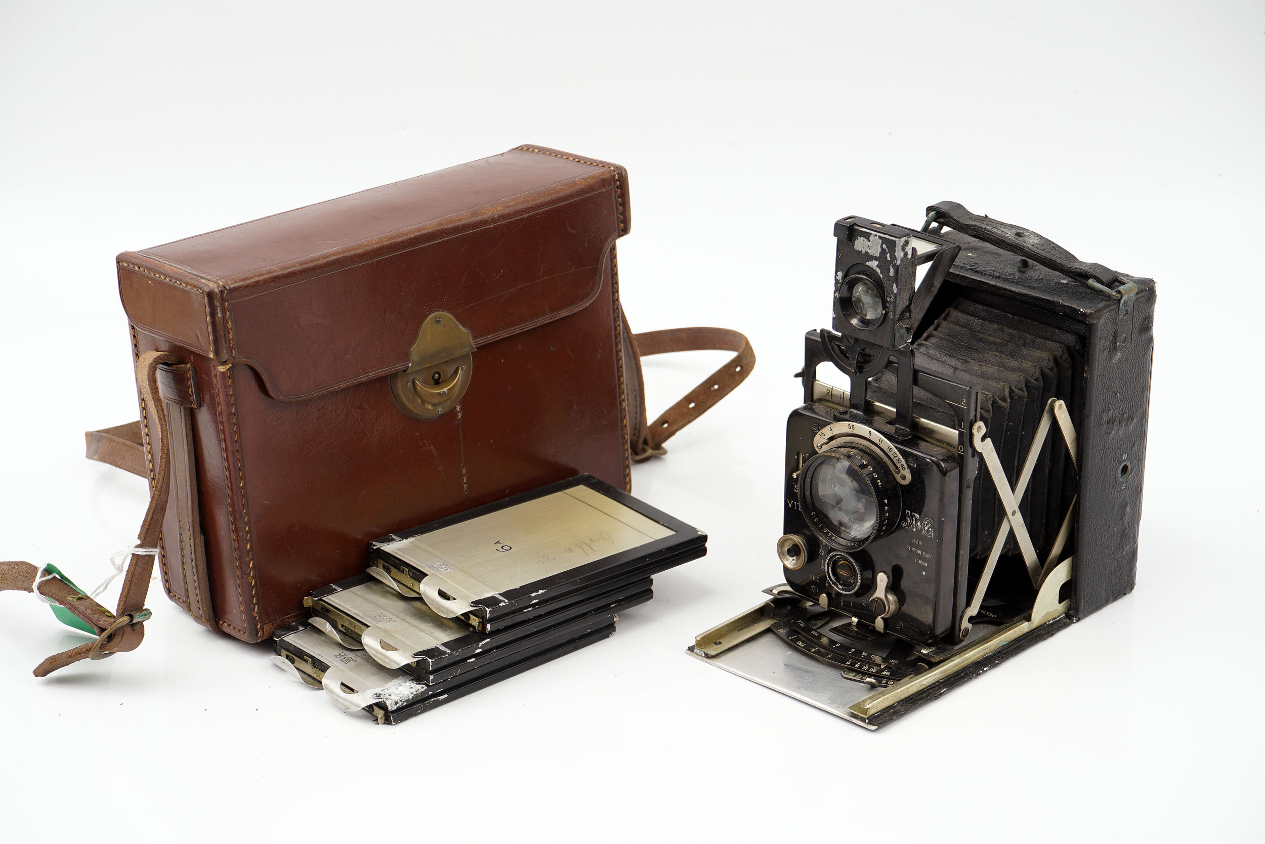 A Newman & Guardia Sibyl Vitesse Camera,