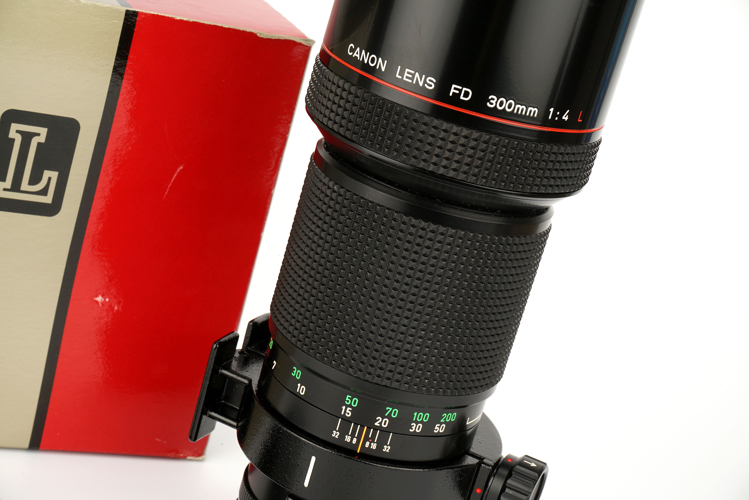 A Canon FD L f/4 300mm Lens, - Image 2 of 3
