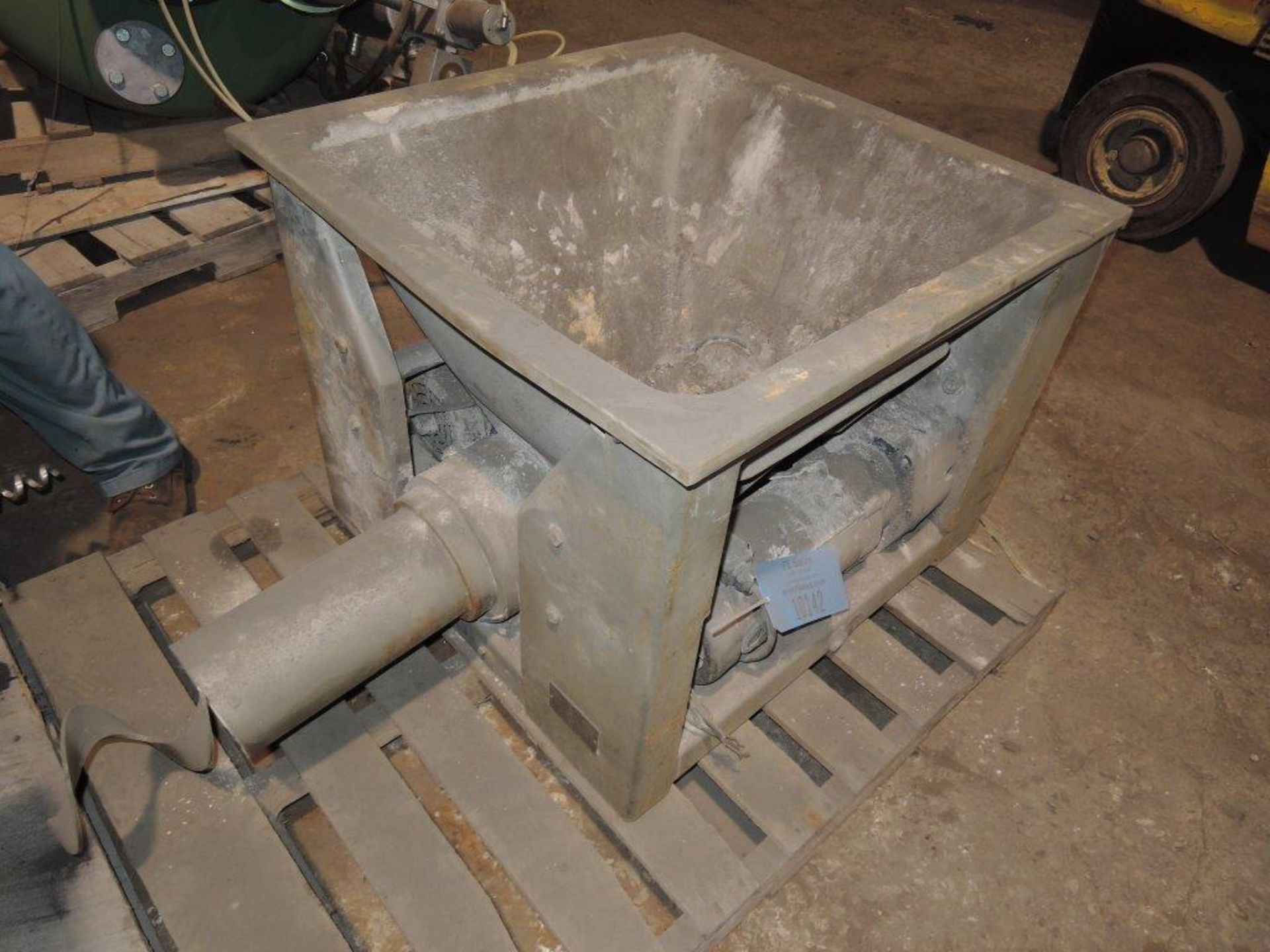 ACCURATE POWER FEEDER 5" DISCHARGE NO CONTROLS