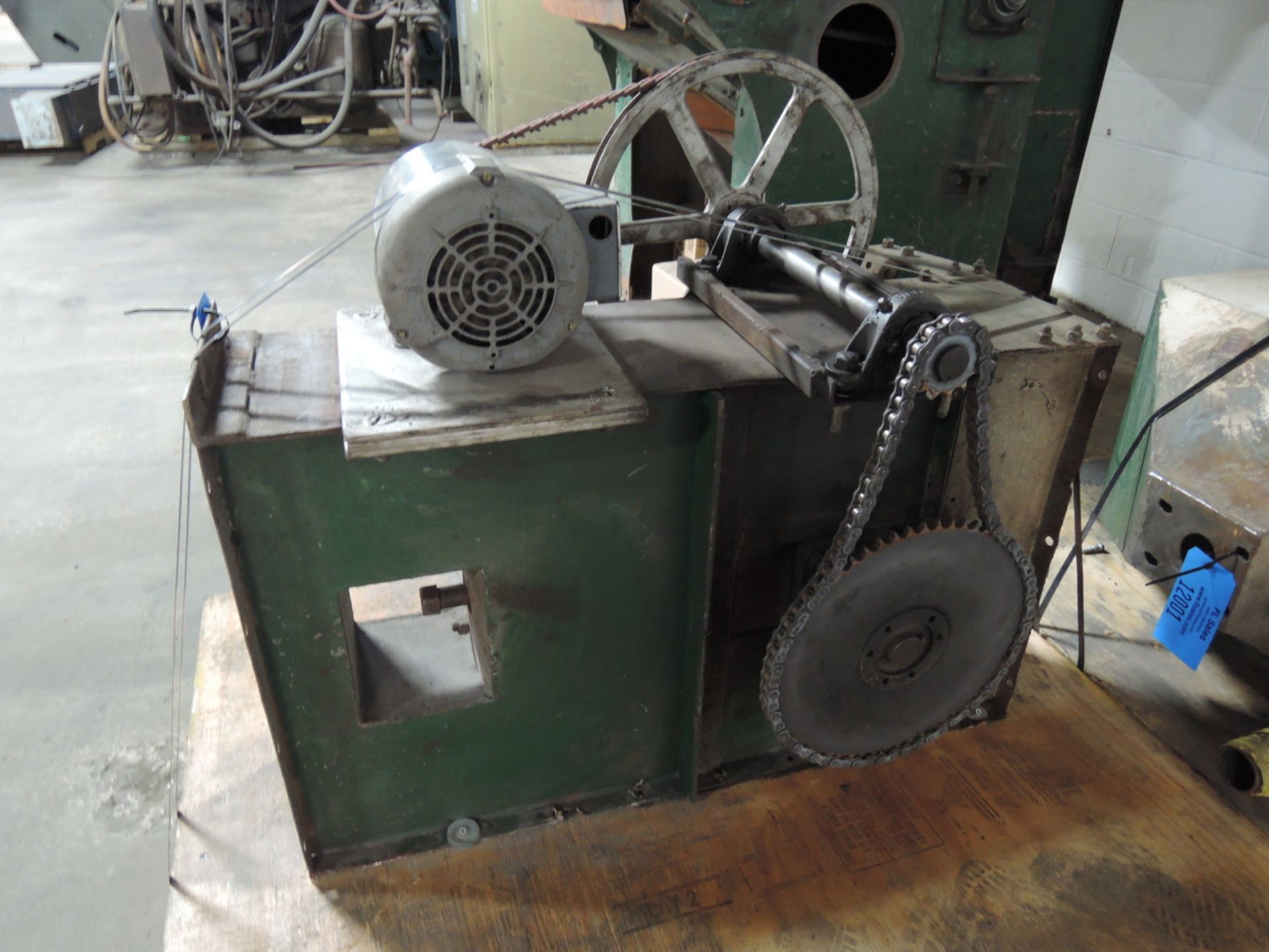 WHEELABRATOR 20 X 27 RUBBER BELT BLAST MACHINE S/N A122253, 5HP, 230/460 VOLTS WITH SEPERATOR AND - Image 8 of 9