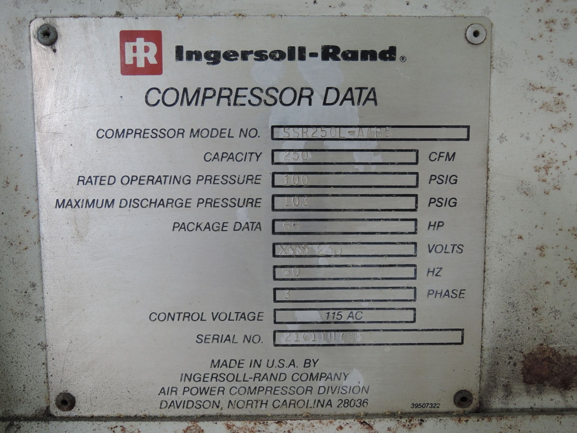 INGERSOLL-RAND SCREW TYPE AIR COMPRESSOR MODEL SSR250L-AA B5 S/N 216110788 250CFM, 66HP, 230 - Image 3 of 6