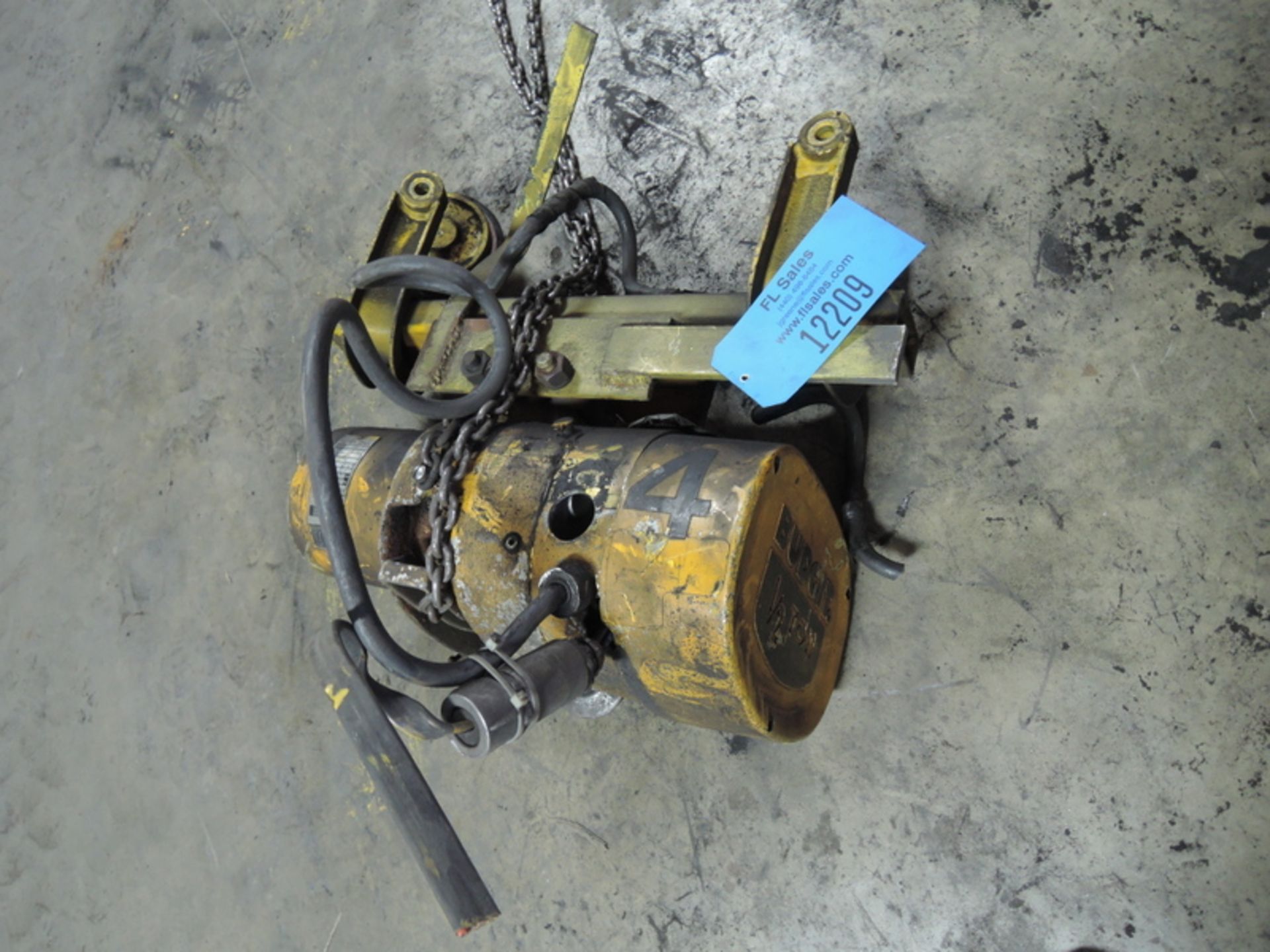 BUDGIT 1/2 TON ELECTRIC HOIST