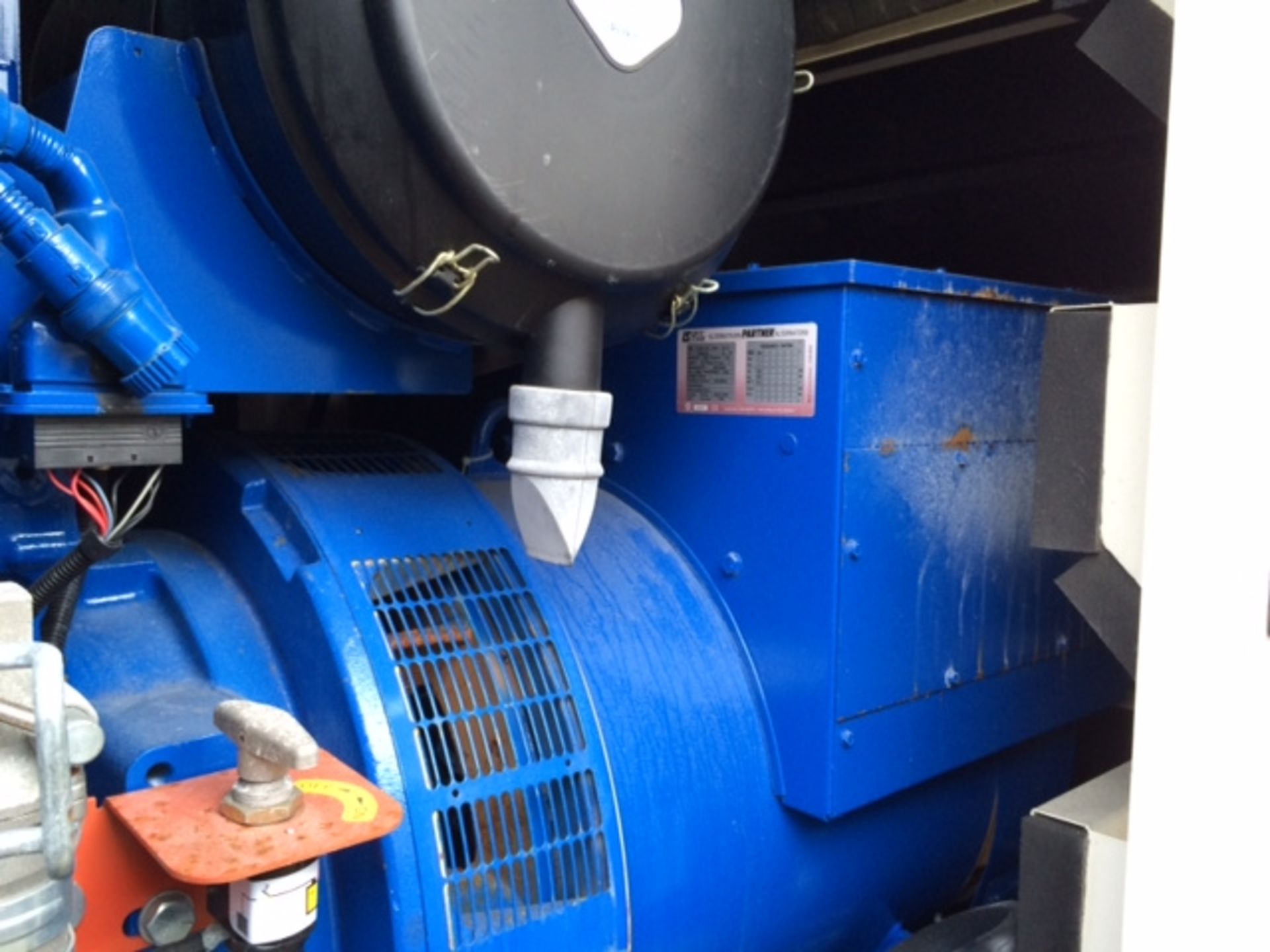 Genset Generator. 350 KVA. The generator has done 336hrs and is a Perkins engine - Bild 7 aus 10