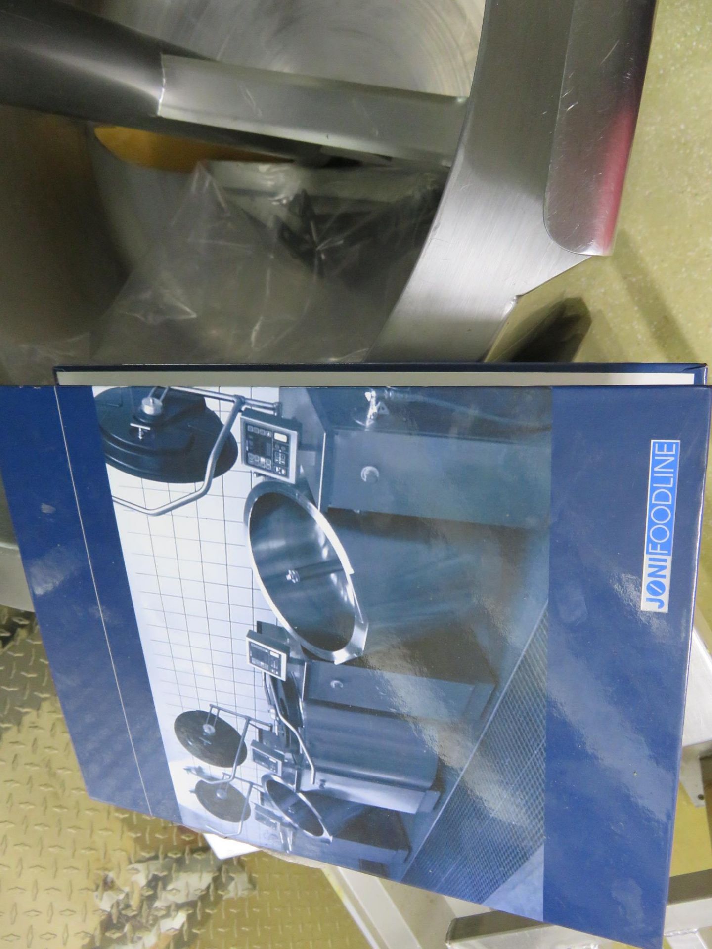 Joni120 litre cooking Vessel with stirrer, electric heating, full digital read out an. Lift out £35 - Image 8 of 11
