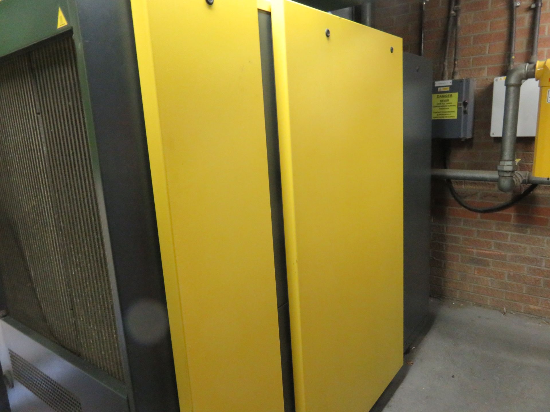 Kaiser HPC CSD 82 AIR COMPRESSOR YOM 2010. Lift out £200 - Image 5 of 6