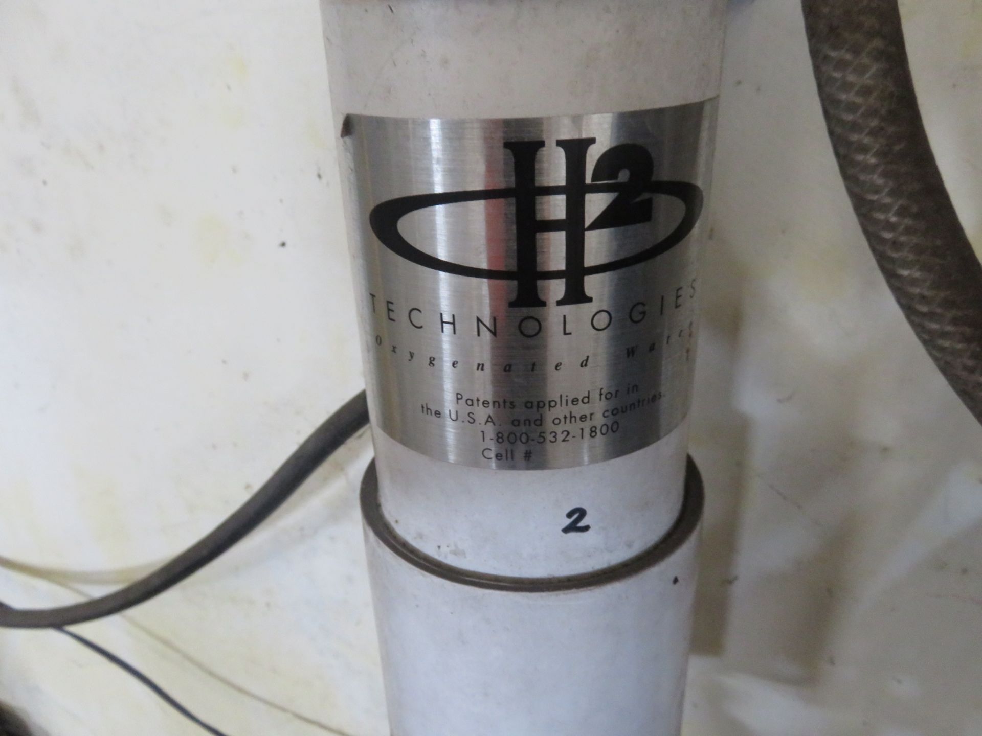 H2O oxygenated water Tech water softening system. Lift out £80 - Image 3 of 4