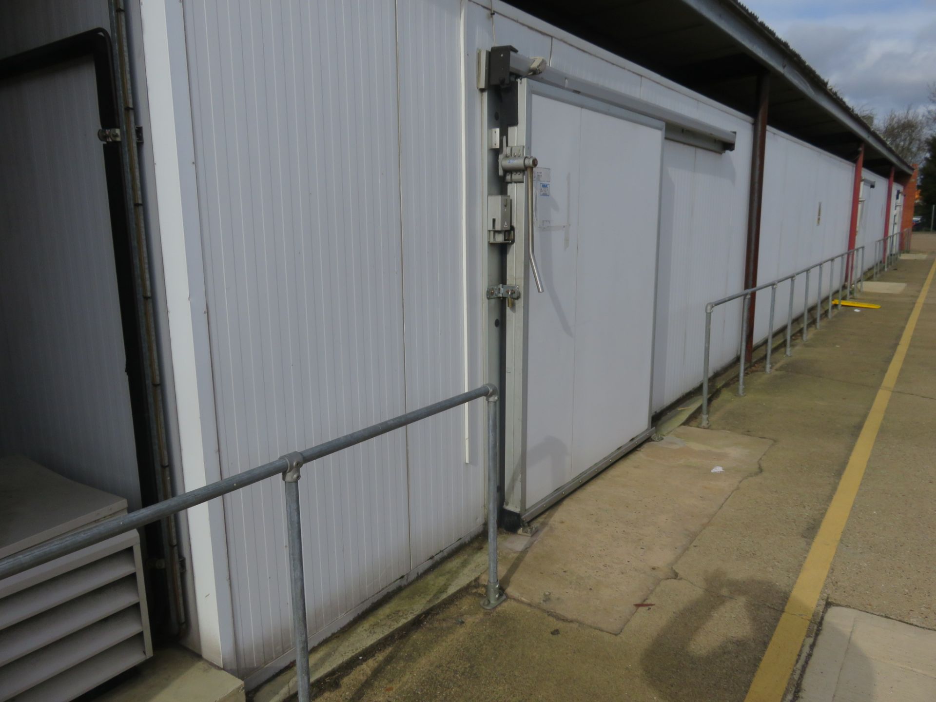 A sectional Refrigerated Unit. Approx. 4700mm wide x 2250mm high x 30 meters long. 3 sliding do £850 - Image 6 of 13