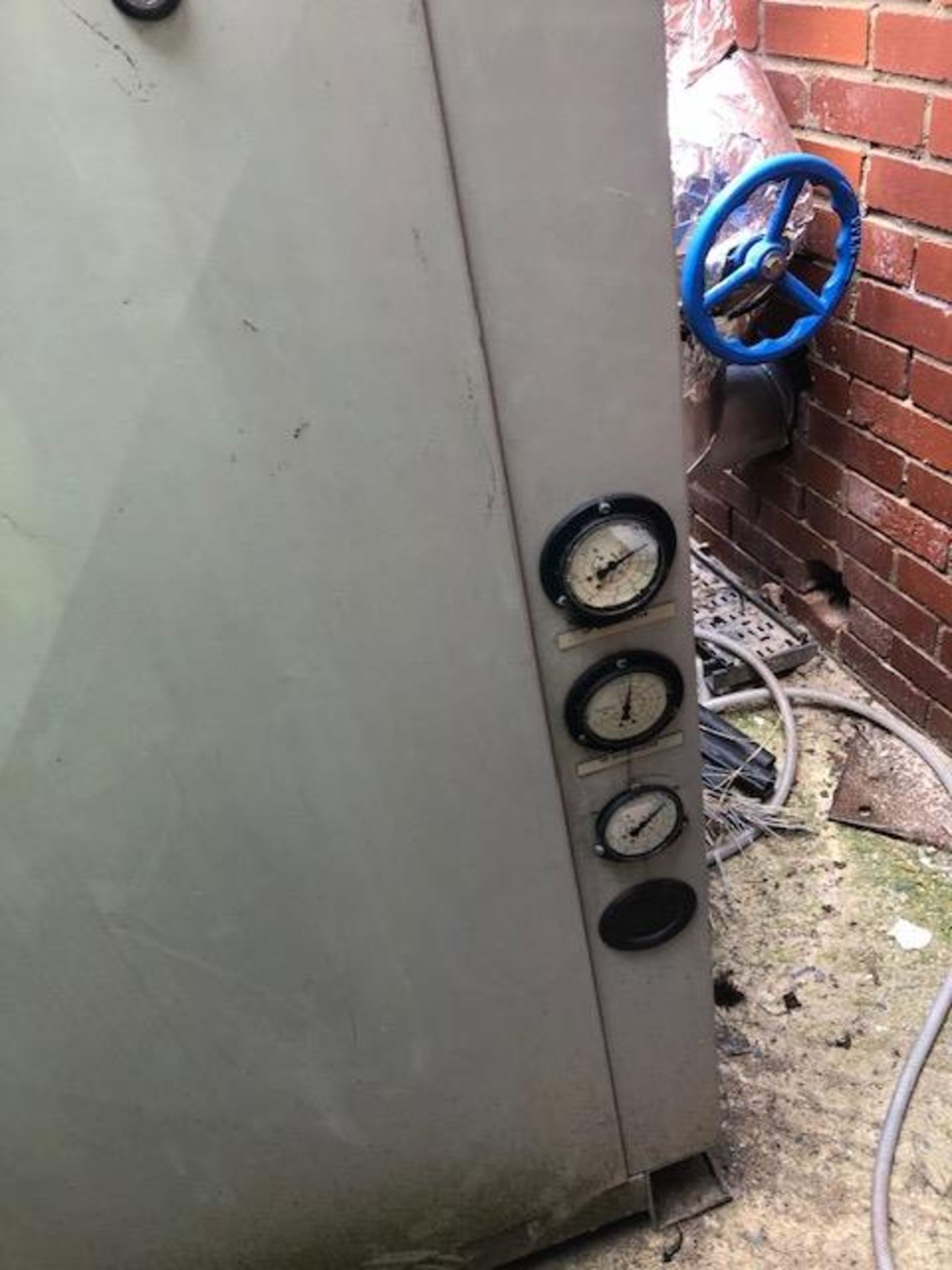 Compressor system, Running on 404A. Buyer to remove or call for a price. - Image 4 of 5