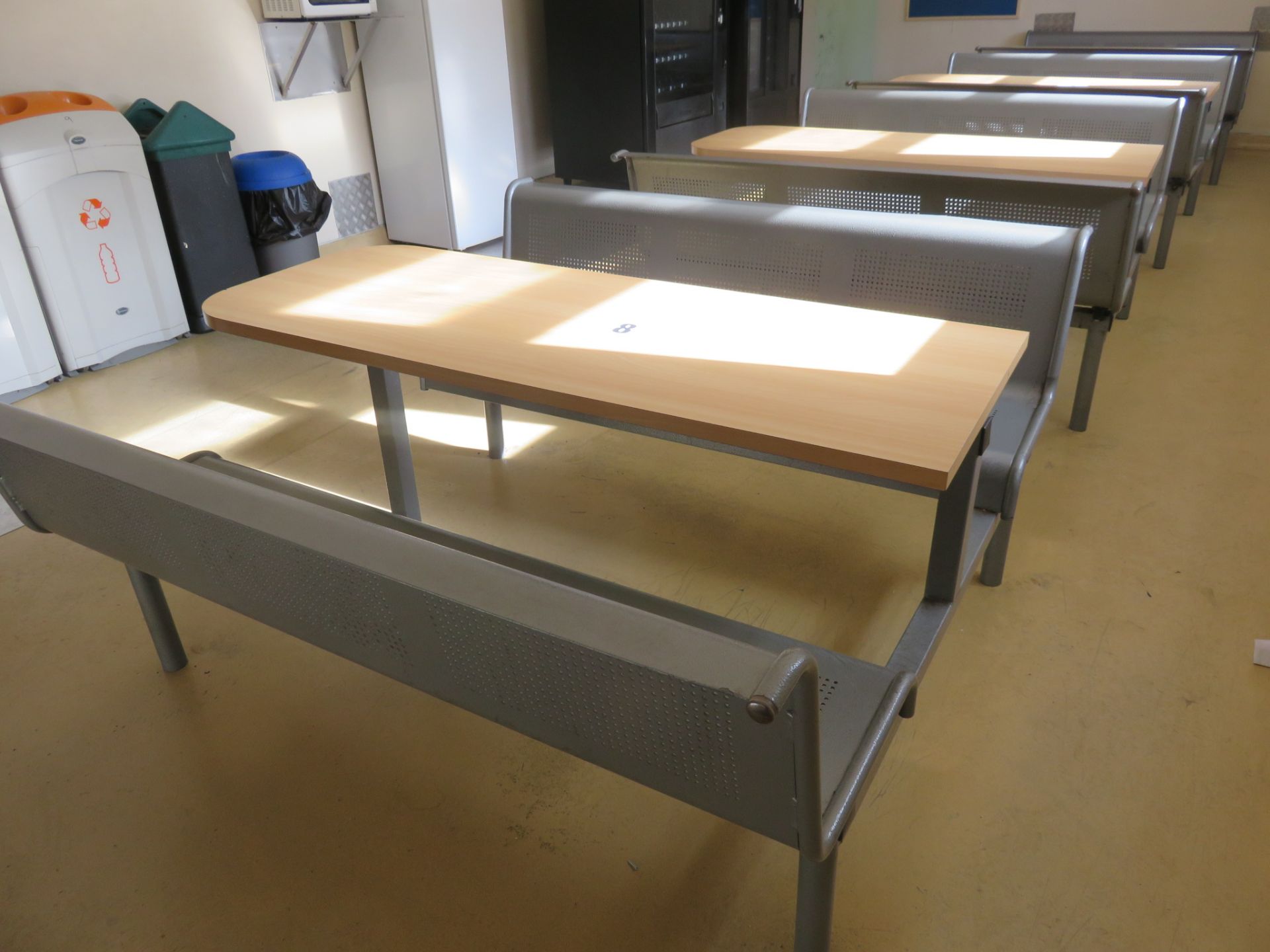 2 x Canteen tables with benches either side. Approx. 1.6 table length x overall 1.8 wi Lift out £10 - Bild 3 aus 3