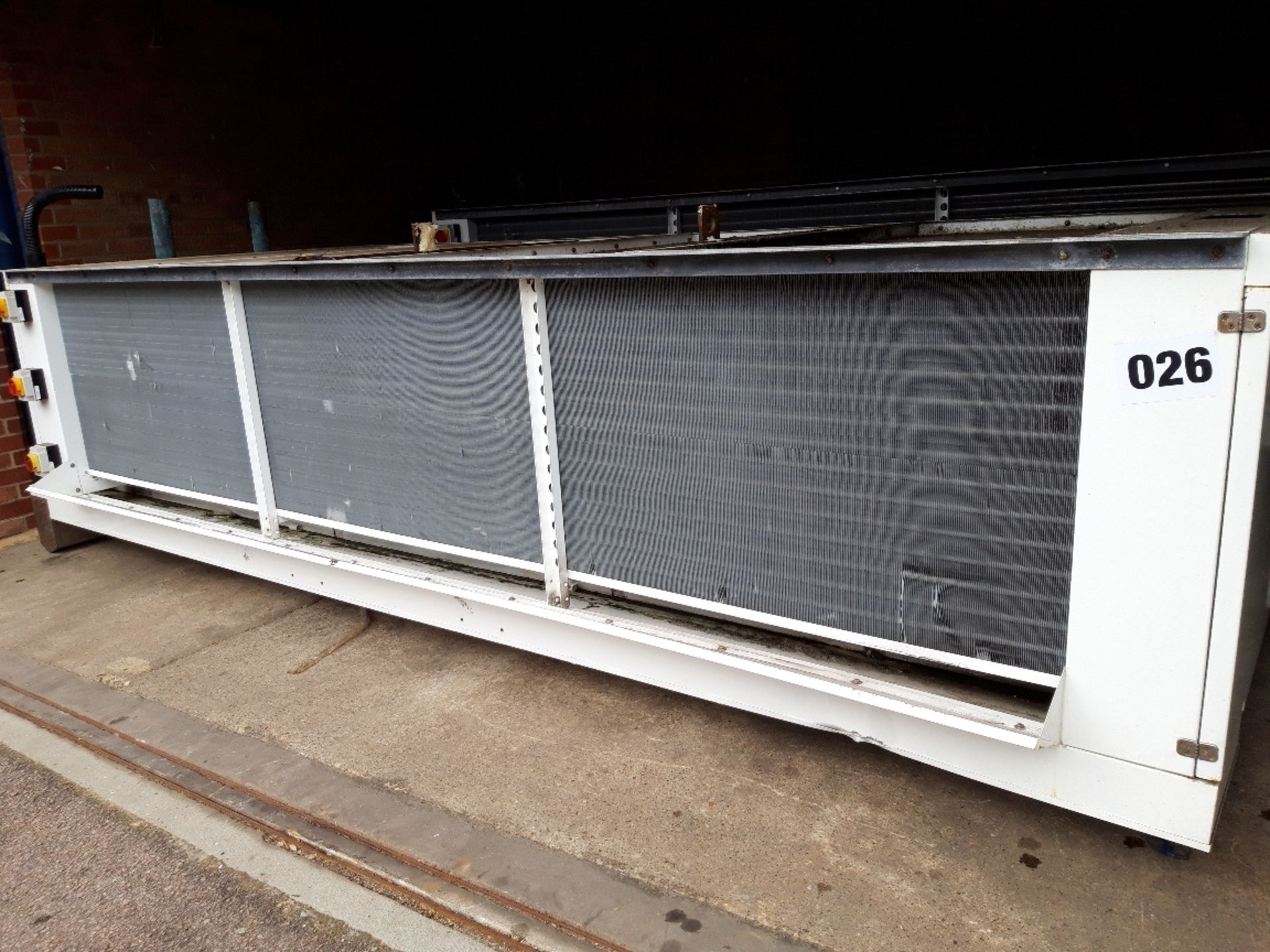 Evaporator Model DDL6 - 180 by Heating + Cooling Coils. Lift out £80.was working in factory .