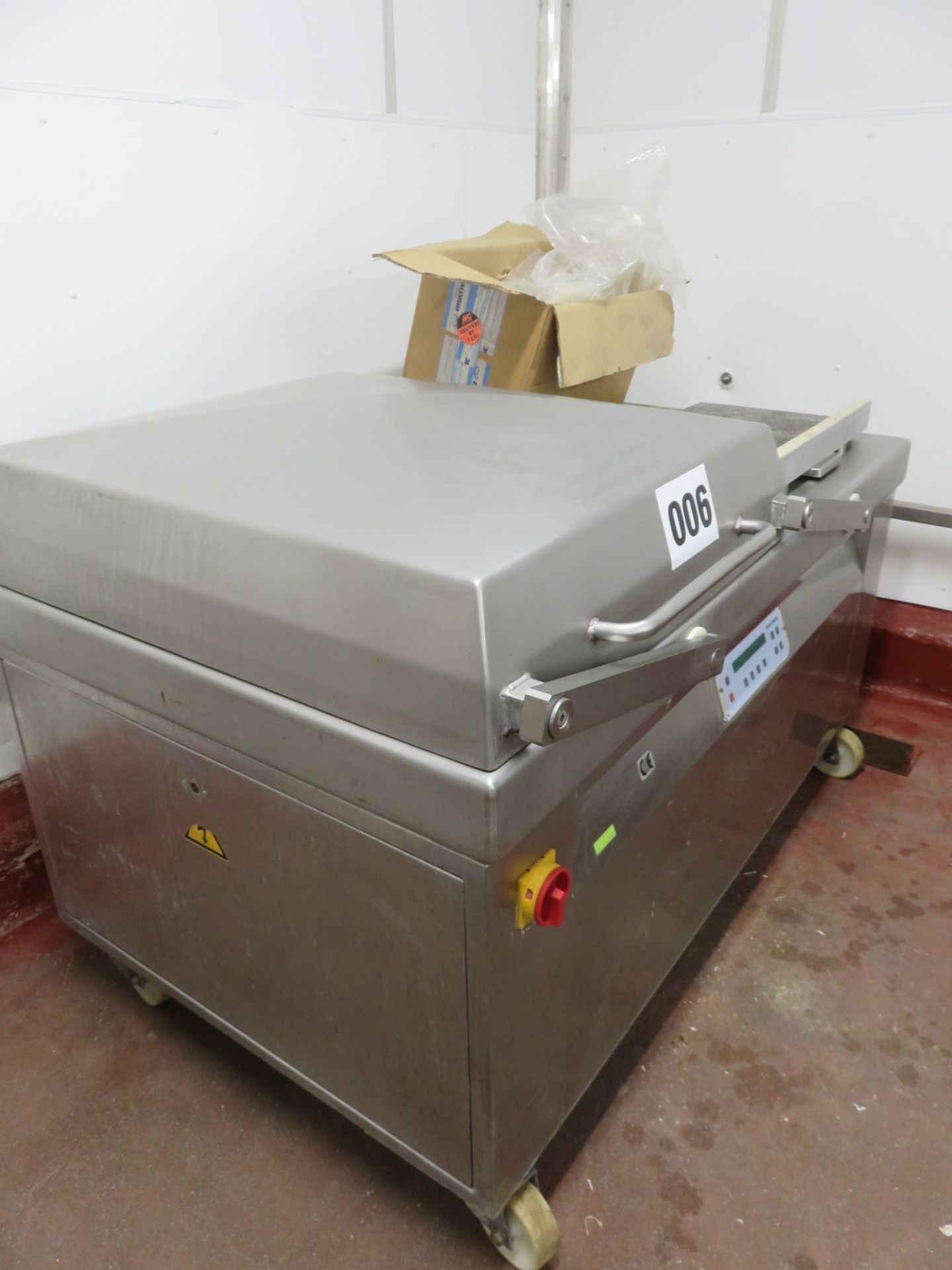 Multivac Double Chamber Vacuum Packer. 2 heat seal bars 650mm long. 750mm front to back Lift out £40 - Bild 5 aus 5