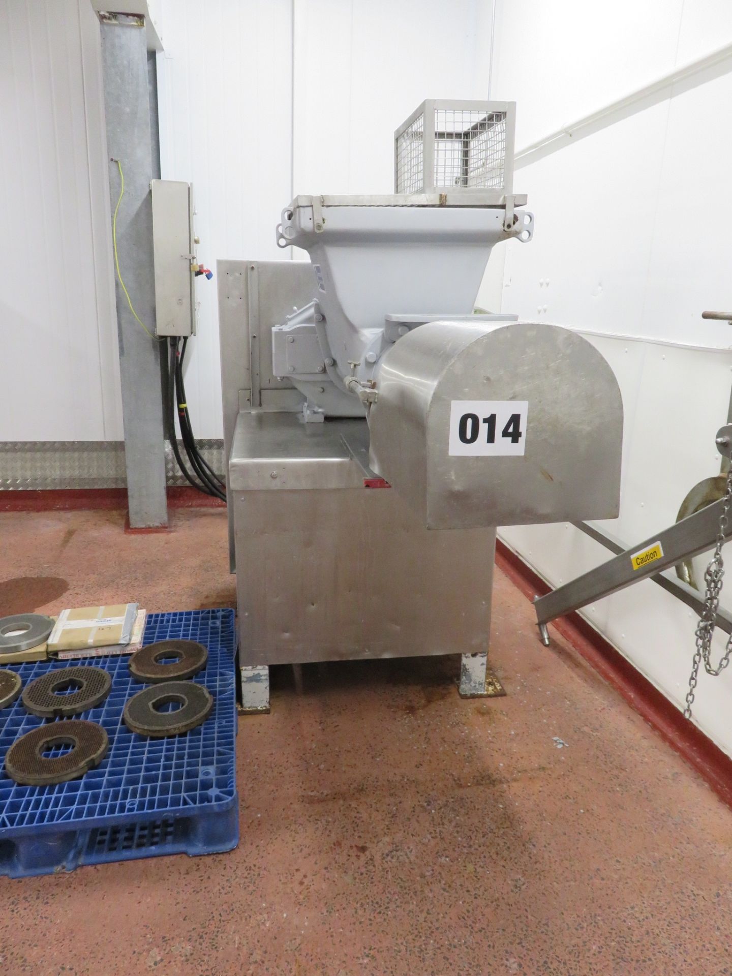 Weiler 11 inch Frozen meat Grinder complete with spanners, various plates x 10. Lift out £120 - Image 2 of 11
