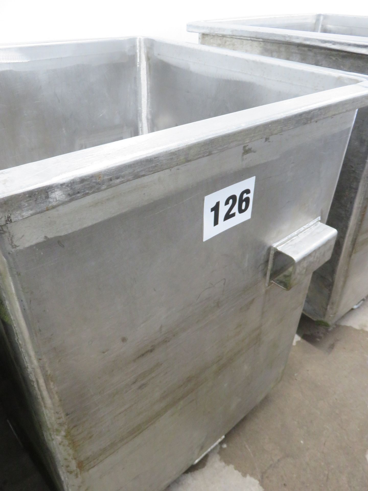 S/s Mobile Bins with bottom hole. Approx. internal 900mm x 900mm x 1150mm deep. Lift out £20
