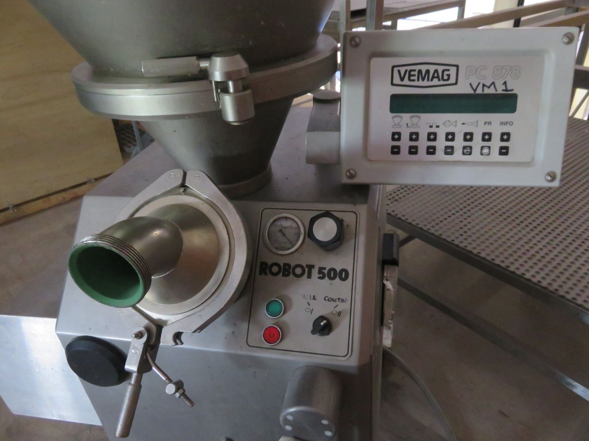 Vemag Robot 500 with 878 controls & S/s Screws. Lift Out £50 - Image 2 of 7