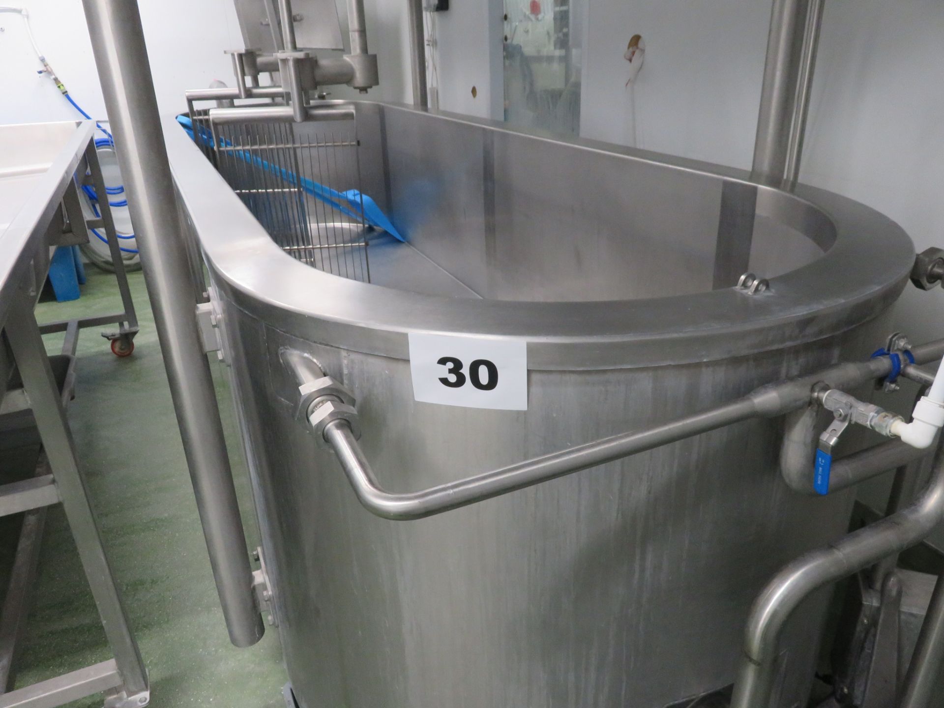 Cheese Vat. 2017. 2,000 Litre capacity. s/s. Jacketed, Dims 3700 x 1200m. LO £180. - Image 3 of 8