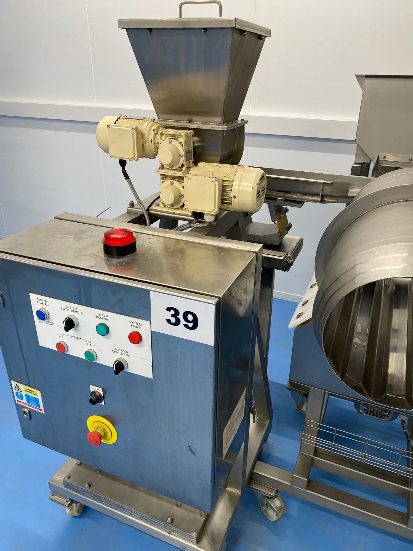 Flomech screw feed vibratory feeder for anti-coagulant coating and/or flavourings. LO £20.