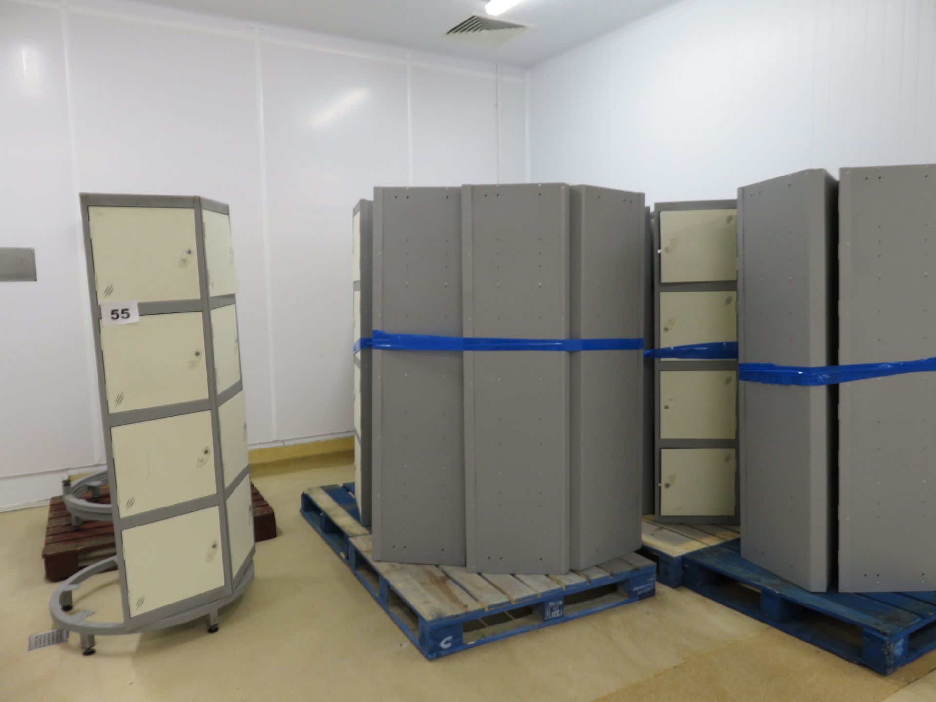 QTY OF COMPARTMENT POD LOCKERS. LO £60. - Image 6 of 6