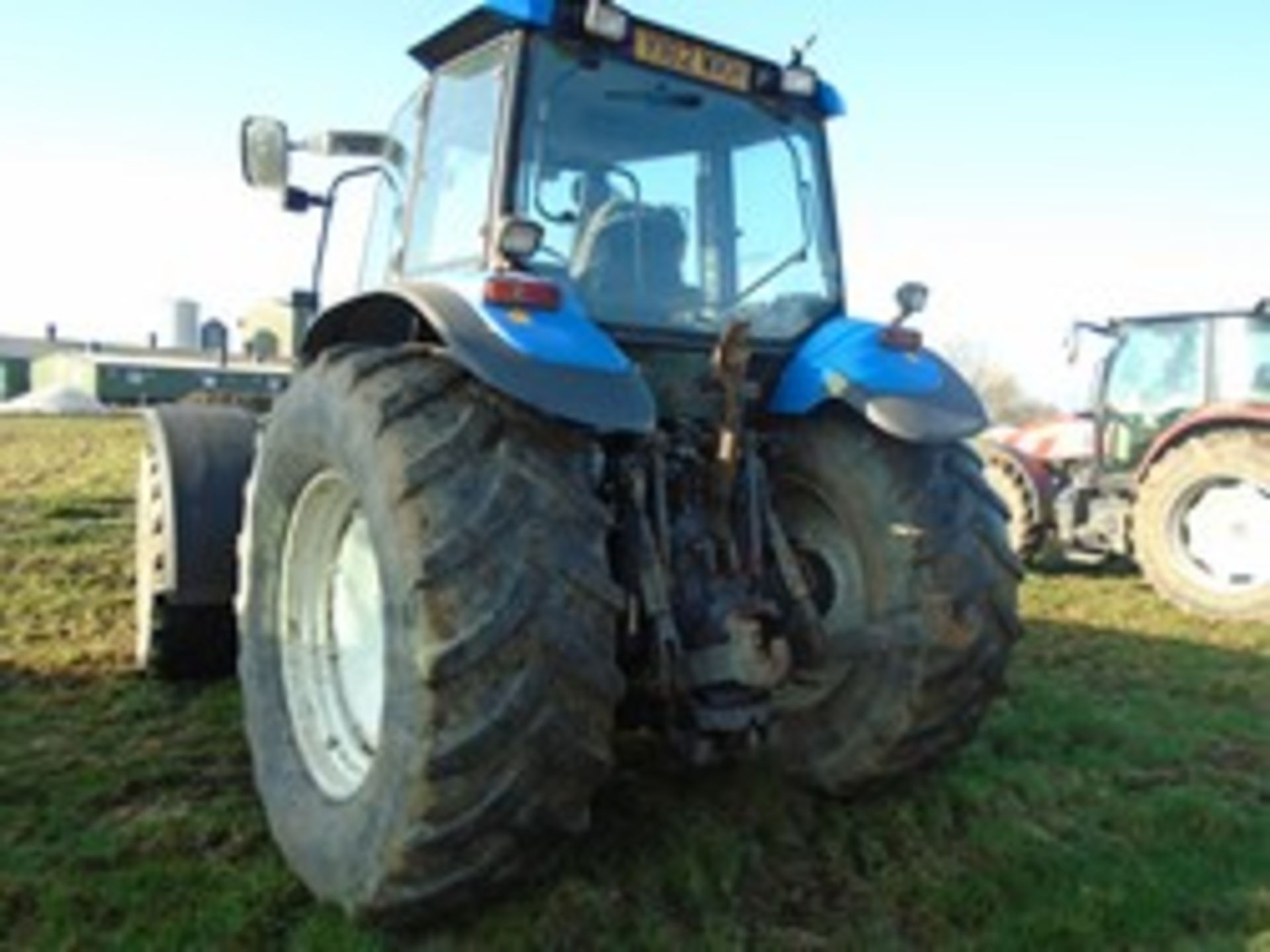 New Holland TM150 Y182 WKH 10,247hrs, 40km/h, Range Command transmission, air conditioning, CD - Image 3 of 3