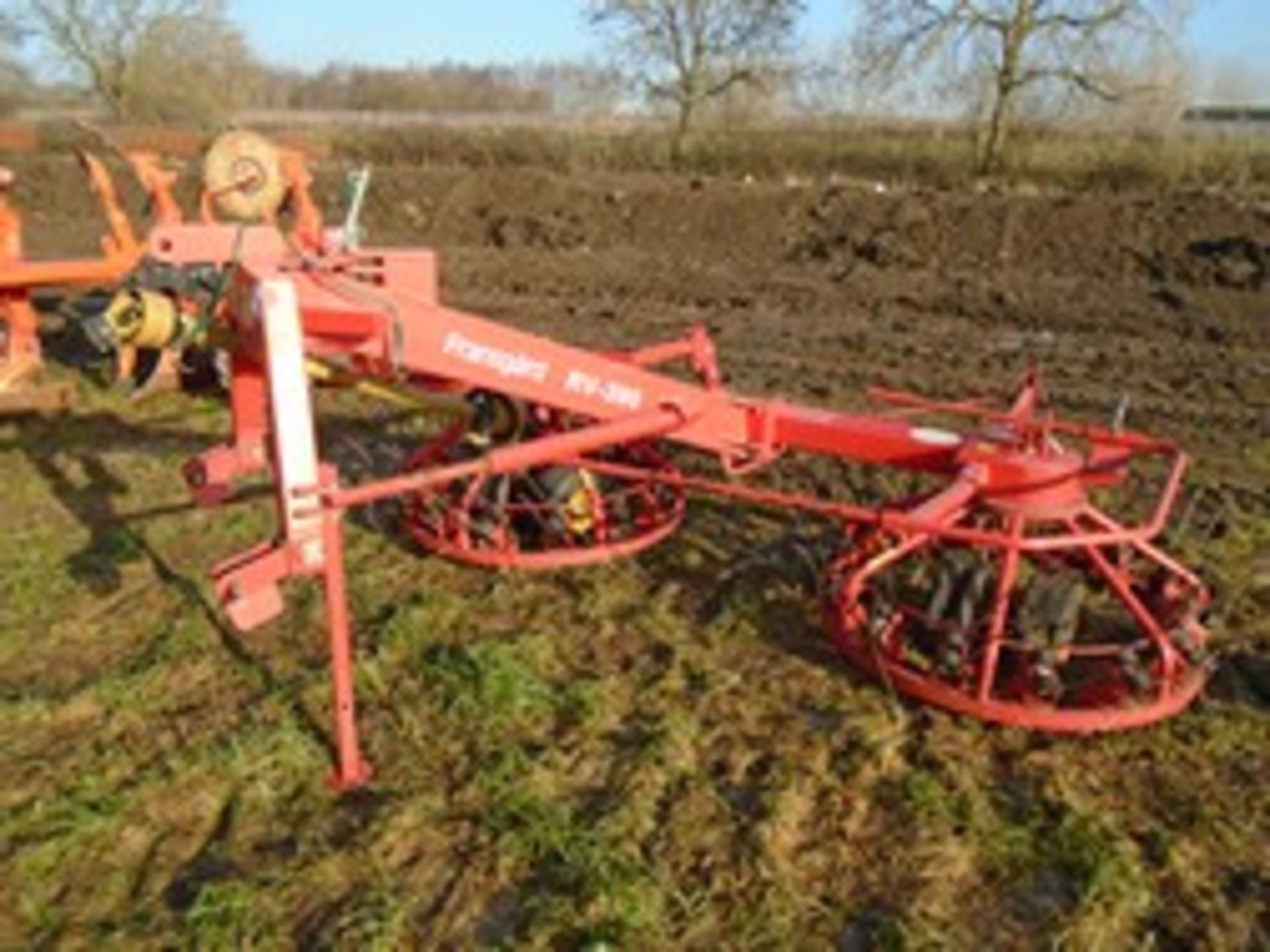 Fransgard RV390 hay turner