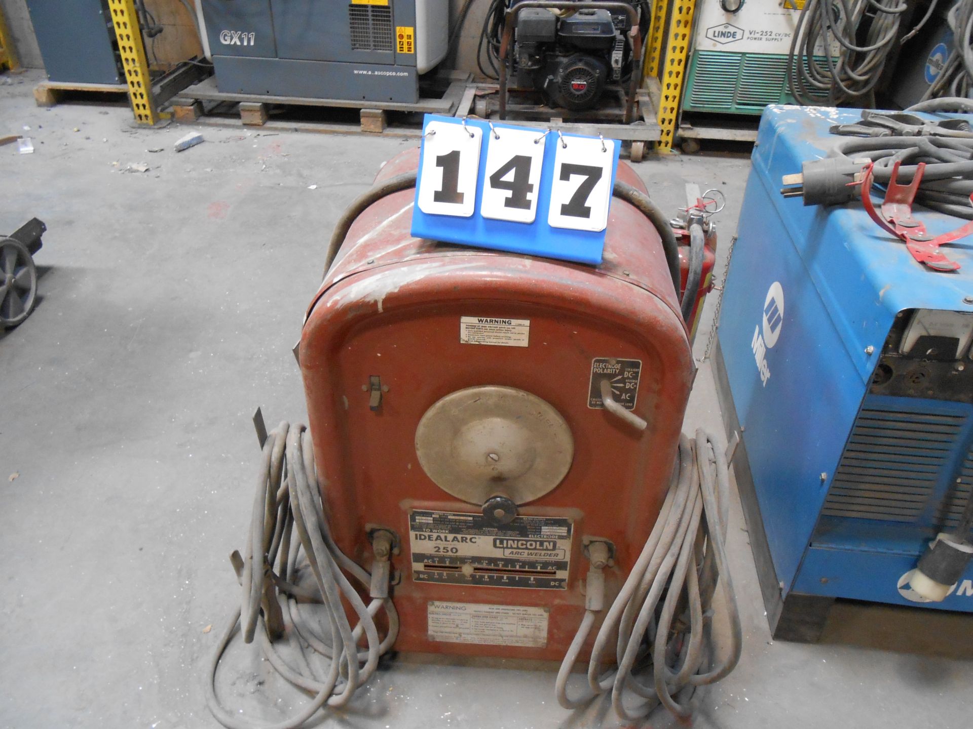 Older, Lincoln Idealarc 250 Welder