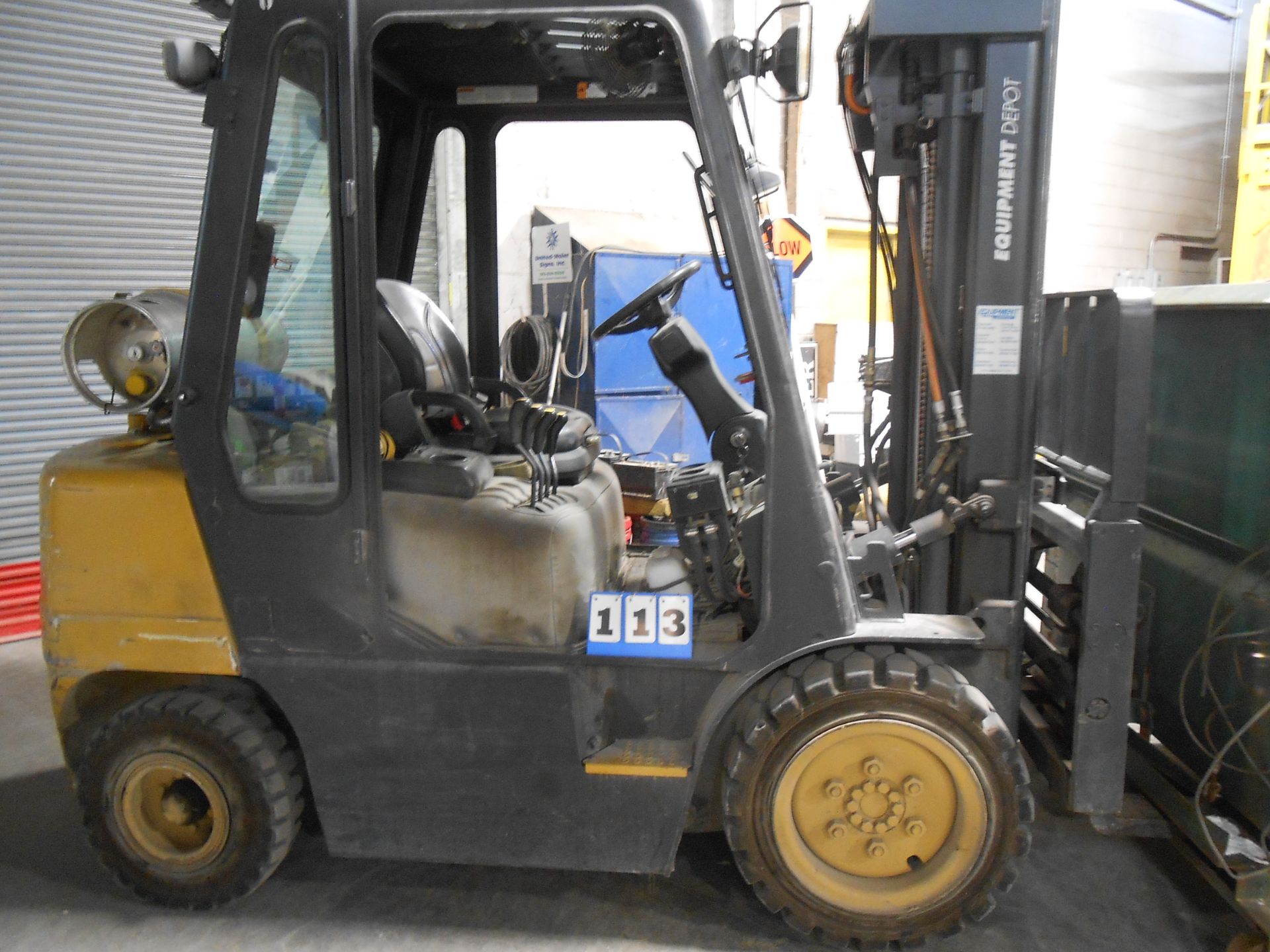 Doosan G30P-3 Forklift, 4,900lb, All Terrain Tires, EROPS,