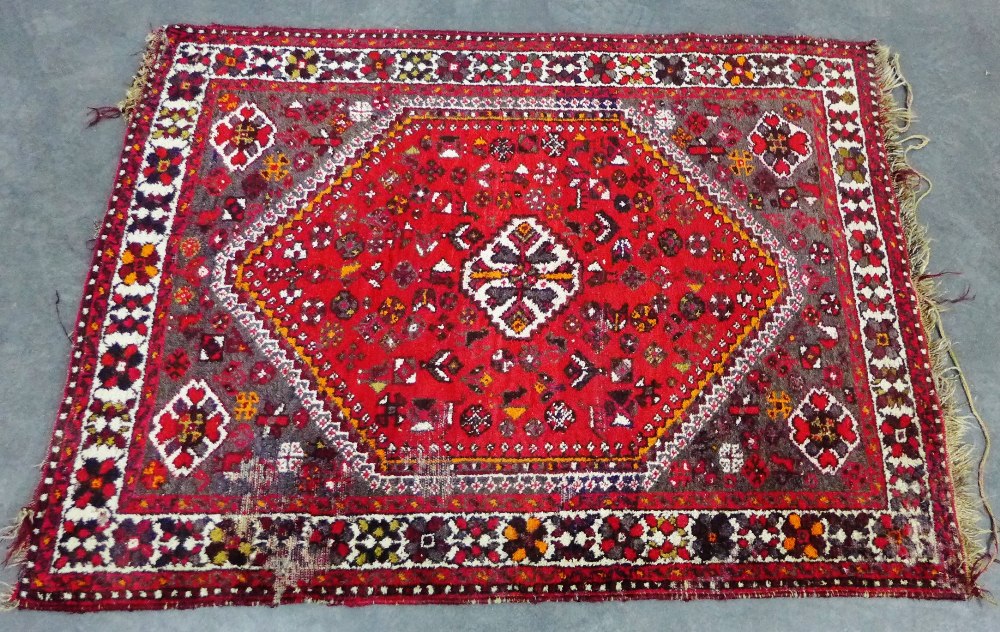 Eastern rug with red field, 125 x 165cm