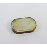 Late 18th / early 19th century unmarked silver and mother of pearl octagonal box, 4.5cm long