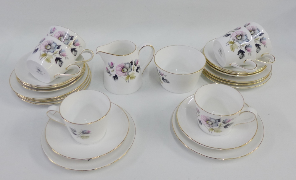 Tuscan 'Aldernay' patterned tea set, comprising eight cups, eight saucers, eight side plates,