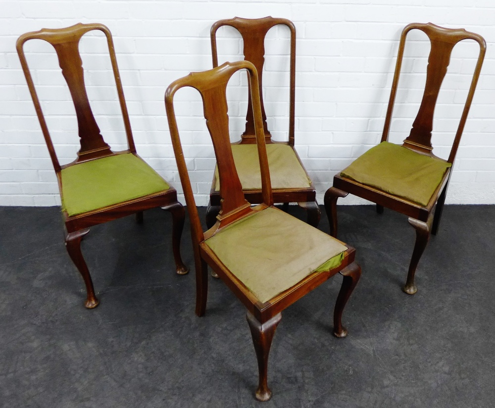 Set of mahogany framed Queen Anne style chairs, 102 x 48cm