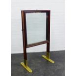Large mahogany and brass fire screen with glazed panel, 108 x 66cm