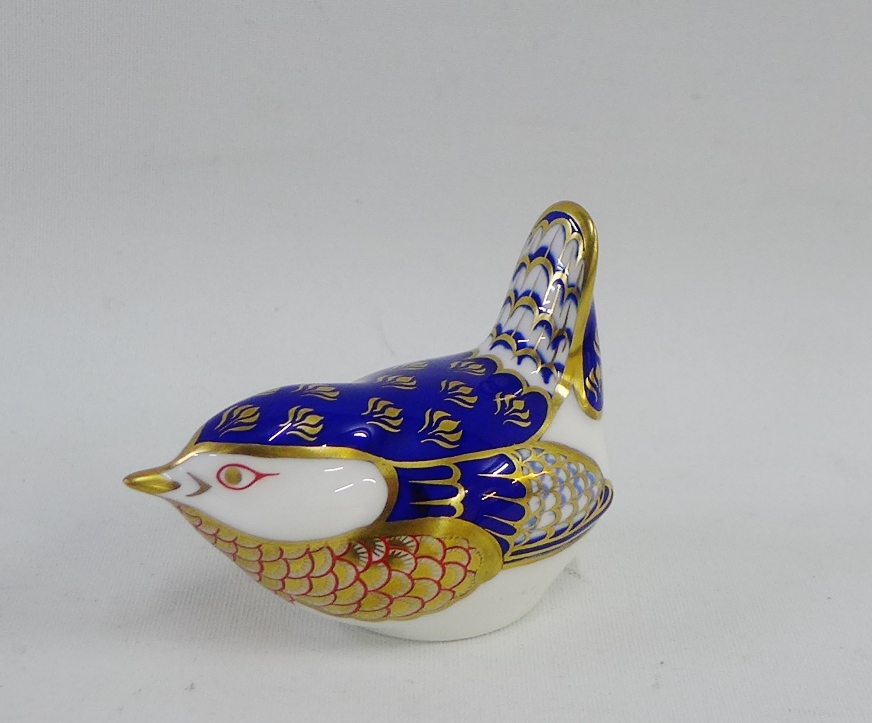 Royal Crown Derby Imari porcelain paperweight of a bird, with gold stopper and original box