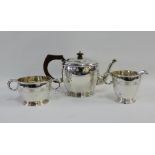 George V silver three piece teaset by Edwards & Sons, London 1927 (3)