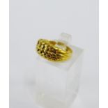 Yellow metal pinkie ring, unmarked and untested, UK ring size L