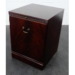 Mahogany side cabinet with pull out slide above a cupboard door, 43 x 58cm