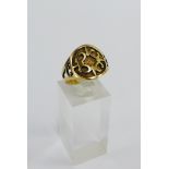 9 carat gold ring, UK ring size R