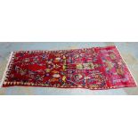 Hamadan apprentice rug, 280 x 115cm