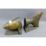 Colin Welsh, bronze patinated resin pair of fish bookends, 18cm high, (2)