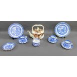 Quantity of blue and white 'Willow' pattern porcelain table wares, together with a Staffordshire