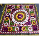 Embroidered throw with crewel work style embroidery