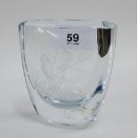 Small art glass vase with etched birds pattern, signed indistinctly to the base, 8cm high